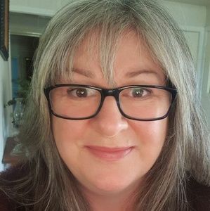 Meet your Posher, Tina